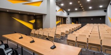 Η «Αποστολή» στηρίζει τους νέους με υποτροφίες σπουδών σε ΙΕΚ