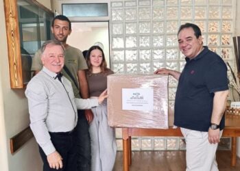 H «ΑΠΟΣΤΟΛΗ» με την Eurobank παρέδωσαν σε νέους γονείς της Καλύμνου βρεφικά είδη