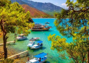 Η πόλη που κατέχει το παγκόσμιο ρεκόρ Γαλάζιας Σημαίας δεν βρίσκεται πολύ μακριά μας