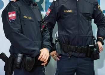 «Eθνική τραγωδία» η επίθεση στο σχολείο του Γκρατς λέει ο Αυστριακός Καγκελάριος