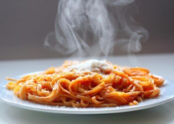 Τι αλλάζει όταν το φαγητό ζεσταίνεται ή κρυώνει