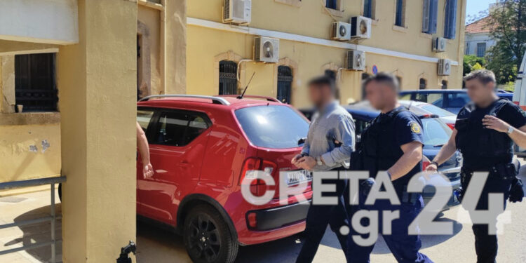 Ποινή κάθειρξης 13 ετών στον Μανώλη Καλομοίρη