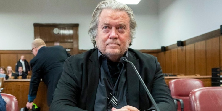 «Είναι παράνομος αλλοδαπός και θα πρέπει να απελαθεί αμέσως από τη χώρα»