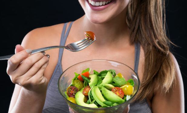 Η Νο1 τροφή για να κοιμηθείτε καλά και να θωρακίσετε την υγεία της καρδιάς σας, σύμφωνα με μελέτη