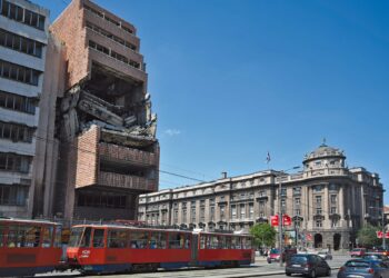 Θα γίνει το βομβαρδισμένο κτίριο