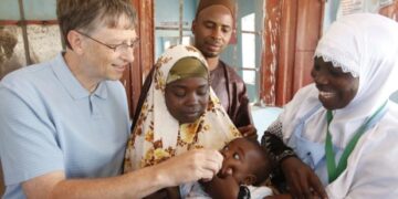 Μπιλ Γκέιτς: Κρατά το 1% της περιουσίας του και δωρίζει το υπόλοιπο στην Αφρική