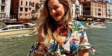 Τι απαντά για το viral video με τον πατέρα της