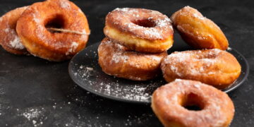 Εύκολη συνταγή από σεφ για λαχταριστά ντόνατ