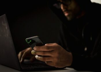 Προειδοποίηση της Google για επίθεση μέσω smartphone από την ομάδα UNC6040