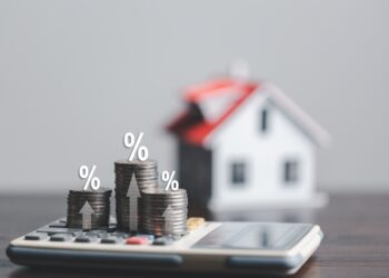 3 φορές υψηλότερη από τον μ.ο της Ευρωζώνης η διαφορά στα επιτόκια δανείων και καταθέσεων