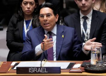 Το Ιράν θα μπορούσε να παράγει αρκετό σχάσιμο υλικό για πολλαπλές βόμβες μέσα σε λίγες ημέρες.