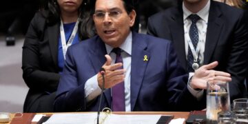 Το Ιράν θα μπορούσε να παράγει αρκετό σχάσιμο υλικό για πολλαπλές βόμβες μέσα σε λίγες ημέρες.