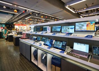 Στη μάχη μεριδίων και κερδοφορίας ρίχνονται οι αλυσίδες ηλεκτρικών και ηλεκτρονικών ειδών