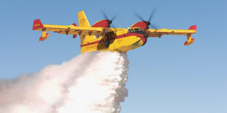 Φωτιά στη Βοιωτία – Επιχειρούν και 3 αεροσκάφη