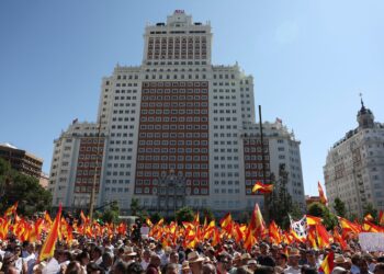 Διαδήλωση κατά της κυβέρνησης Σάντσεθ στη Μαδρίτη