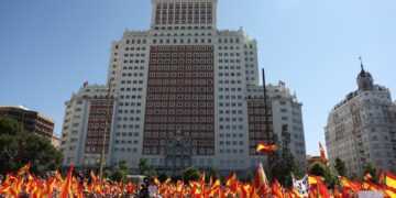 Διαδήλωση κατά της κυβέρνησης Σάντσεθ στη Μαδρίτη