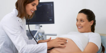 Είναι έγκυος και η πεθερά της θέλει να κάνει κουμάντο στα πάντα