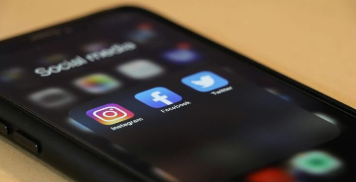 Παρίστανε τον εκατομμυριούχο στα social media για να εξαπατήσει πλούσιους φίλους και συγγενείς