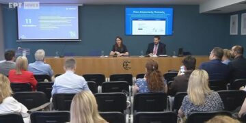 Stegasi.gov.gr: Η παρουσίαση της πλατφόρμας για τη στέγαση από την Δ. Μιχαηλίδου