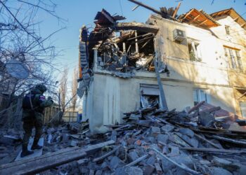 Τουλάχιστον 5 νεκροί από ρωσικά πλήγματα στην ανατολική Ουκρανία