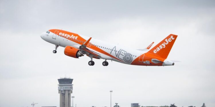 Ενισχύει την παρουσία της στην Ελλάδα η easyJet