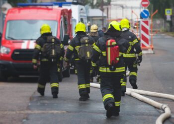 Η EE συγκεντρώνει ομάδες πυρόσβεσης και στόλο αεροσκαφών για τη στήριξη των χωρών που έχουν πληγεί από δασικές πυρκαγιές