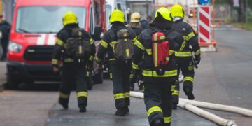 Η EE συγκεντρώνει ομάδες πυρόσβεσης και στόλο αεροσκαφών για τη στήριξη των χωρών που έχουν πληγεί από δασικές πυρκαγιές