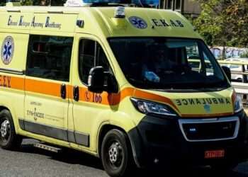 58χρονη έριξε καυστικό υγρό στο πρόσωπο του 36χρονου συντρόφου της