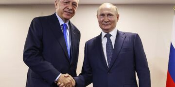 Μέση Ανατολή: Τηλεφωνική επικοινωνία μεταξύ Ερντογάν και Πούτιν