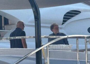 Outcry in Turkey over Tourism Minister’s luxury holiday in Greece