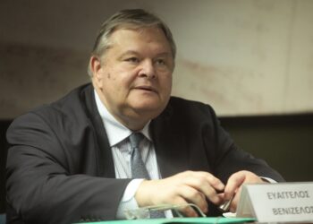 Δίκη για Novartis: «Πλήγμα στην Δημοκρατία και το κράτος Δικαίου η σκευωρία»