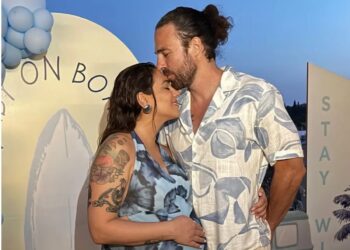 Το baby shower, οι μπλε λεπτομέρειες και το campervan