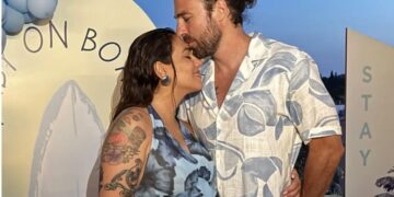 Το baby shower, οι μπλε λεπτομέρειες και το campervan