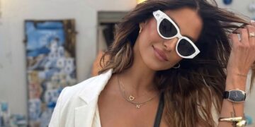 Κωνσταντίνα Ευριπίδου – Φίλιππος Μιχόπουλος: Η τρυφερή φωτογραφία από την Σαντορίνη