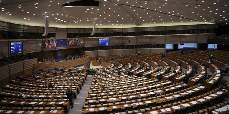 Στο Ευρωκοινοβούλιο το δυστύχημα των Τεμπών: Παρέμβαση Τζιτζικώστα