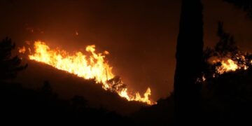 Φωτιά στη Χίο: Κάηκε σπίτι στον Άγιο Μάρκο