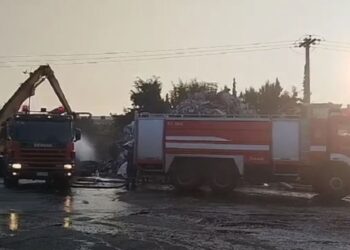 Θεσσαλονίκη: Φωτιά σε εταιρεία ανακύκλωσης μετάλλων στα Διαβατά