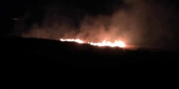 Φωτιά στον Προφήτη Ηλία Μυτιλήνης – Χωρίς ρεύμα η ευρύτερη περιοχή