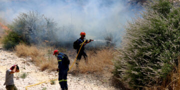 Φωτιά στην Χίο: Νέο μήνυμα 112