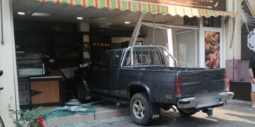 Αγροτικό «μπούκαρε» σε φούρνο – Δείτε φωτογραφίες και βίντεο