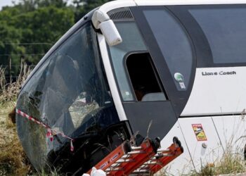 Τέσσερις νεκροί και εννέα σοβαρά τραυματίες σε τροχαίο με λεωφορείο που μετέφερε Ουκρανούς μαθητές