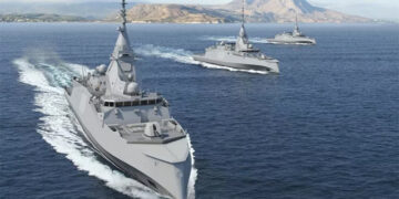 Hellenic Navy frigates south of Crete to counter human traffickers