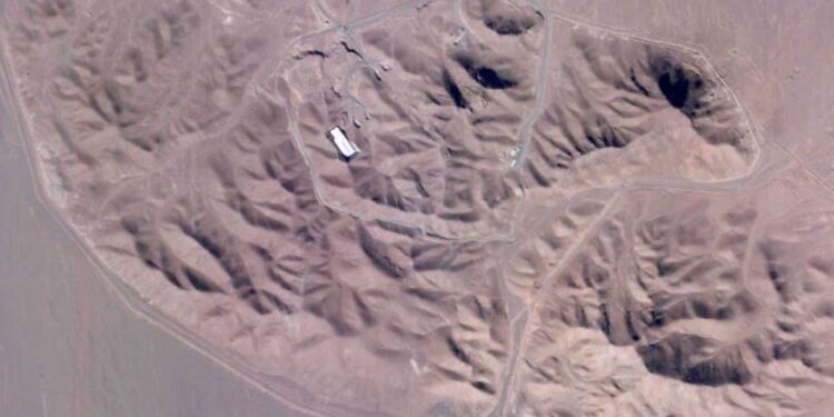 Ιράν: Επιβεβαίωσε περιορισμένες ζημιές στις πυρηνικές εγκαταστάσεις του Φορντό