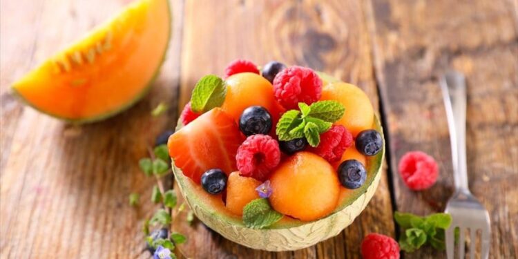 Μπορούν τα πολλά καλοκαιρινά φρούτα να μας βλάψουν;