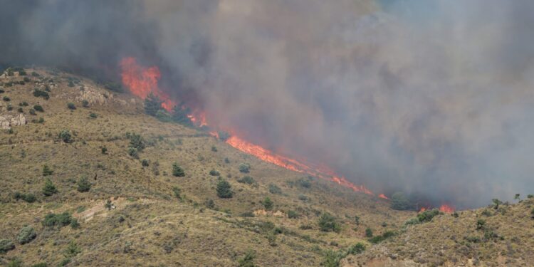 Νέο μήνυμα 112 για εκκενώσεις χωριών