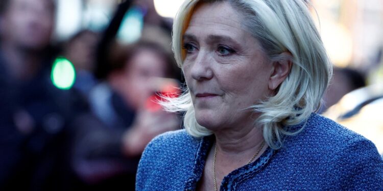 Η νίκη του σηματοδοτεί «αποκήρυξη της ολιγαρχίας των Βρυξελλών»