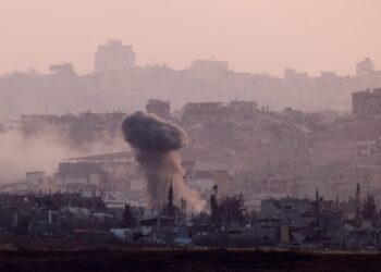 Περισσότεροι από 40 άνθρωποι σκοτώθηκαν σε ισραηλινά πλήγματα την Τετάρτη