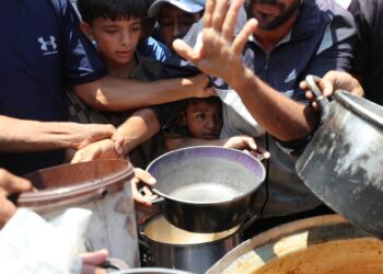 Νεκροί 8 Παλαιστίνιοι από ισραηλινά πυρά κοντά σε σημεία διανομής ανθρωπιστικής βοήθειας