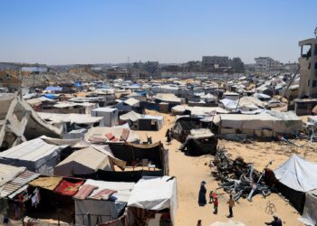 Ο ισραηλινός στρατός διαψεύδει αναφορές ότι επιχείρησε εντός του Ευρωπαϊκού Νοσοκομείου στη Χαν Γιουνίς