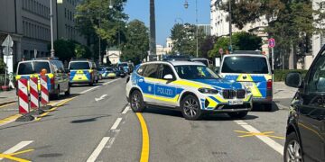 Μόναχο: «Πολλοί» τραυματίες από επίθεση 30χρονης με μαχαίρι